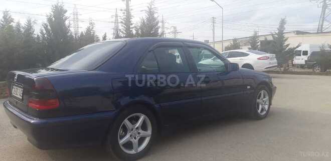Mercedes C 220 2000, 486,566 km - 2.2 l - Sumqayıt