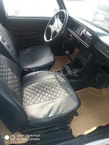 LADA (VAZ) 2107 2009, 120,000 km - 1.6 l - Salyan