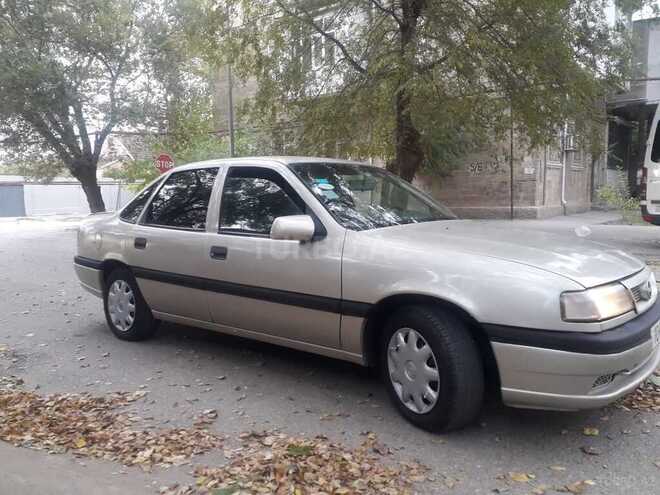 Opel Vectra 1994, 133,434 km - 2.0 л - Sumqayıt
