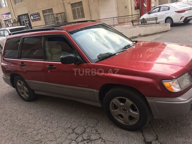 Subaru Forester 2000, 211,000 km - 2.0 l - Bakı