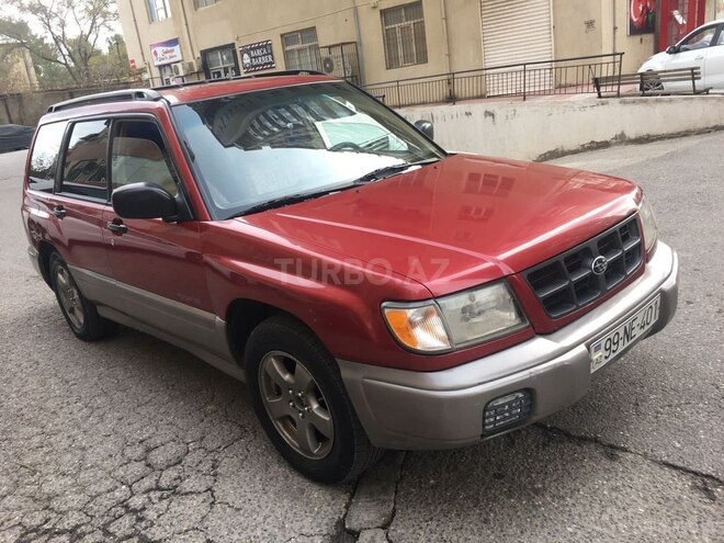 Subaru Forester 2000, 211,000 km - 2.0 l - Bakı