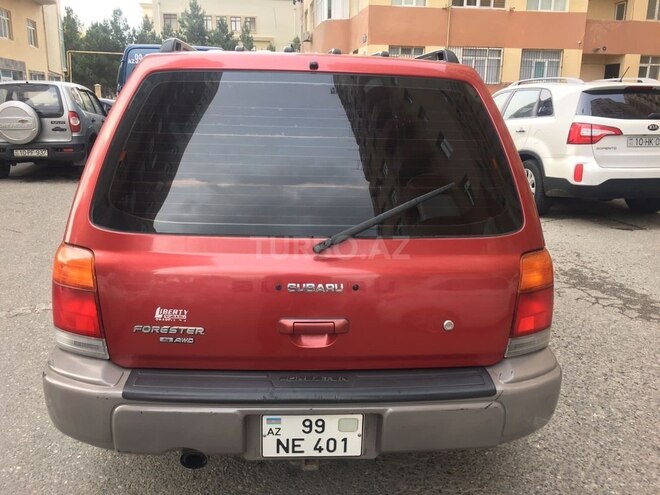 Subaru Forester 2000, 211,000 km - 2.0 l - Bakı