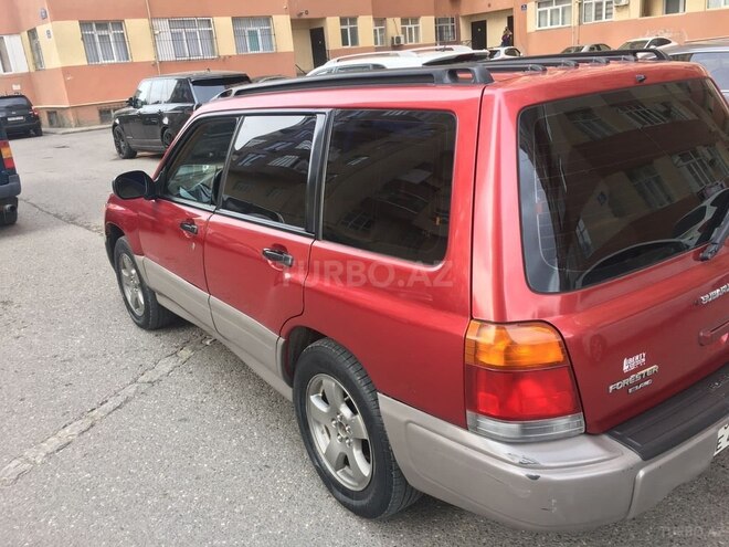 Subaru Forester 2000, 211,000 km - 2.0 l - Bakı