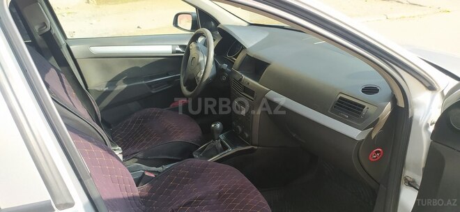 Opel Astra 2005, 11,300 km - 1.6 л - Bakı