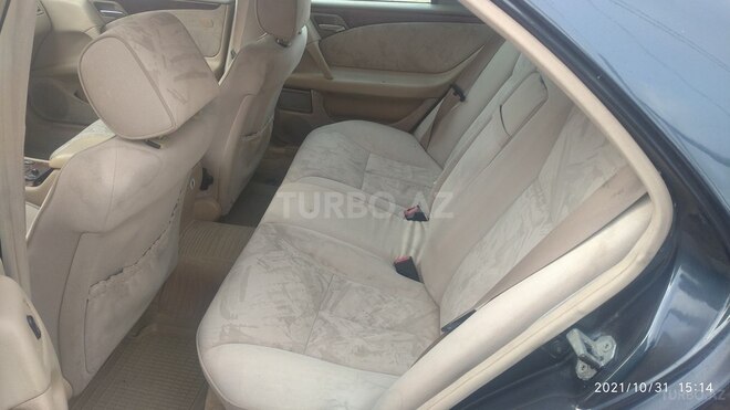Mercedes E 220 1999, 400,000 km - 2.2 л - Bakı