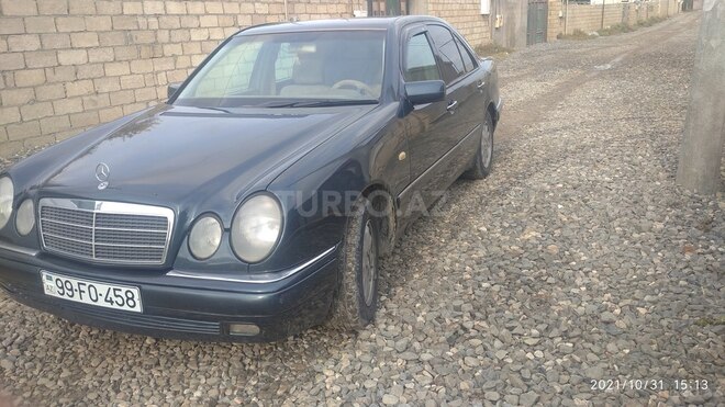 Mercedes E 220 1999, 400,000 km - 2.2 л - Bakı