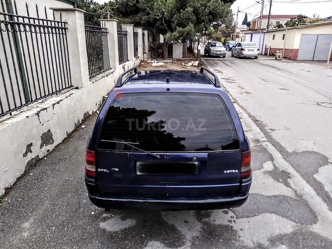 Opel Astra 1997, 260,000 km - 1.6 l - Bakı