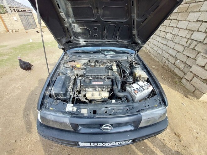 Opel Vectra 1992, 350,000 km - 1.7 l - Bakı