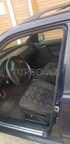 Mercedes C 220 2000, 453,000 km - 2.2 l - Bakı