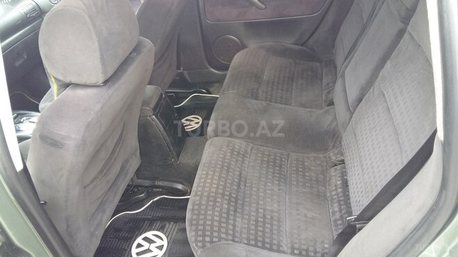 Volkswagen Passat 2001, 274,000 km - 1.8 l - Xırdalan