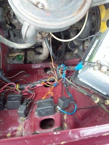LADA (VAZ) 2106 2000, 2,000,000 km - 1.6 l - Qax