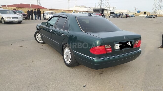 Mercedes E 220 1997, 550,000 km - 2.2 л - Sabirabad