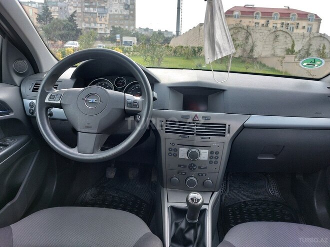 Opel Astra 2005, 147,000 km - 1.4 l - Bakı