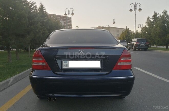 Mercedes C 240 2000, 410,000 km - 2.4 l - Zaqatala