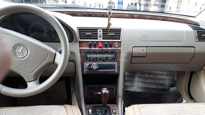 Mercedes C 280 2000, 200,000 km - 2.8 l - Bakı