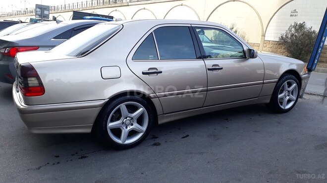 Mercedes C 280 2000, 200,000 km - 2.8 l - Bakı
