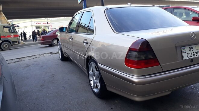 Mercedes C 280 2000, 200,000 km - 2.8 l - Bakı