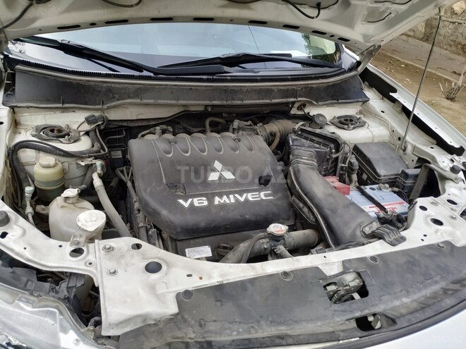 Mitsubishi Outlander 2012, 221,000 km - 3.0 l - Bakı
