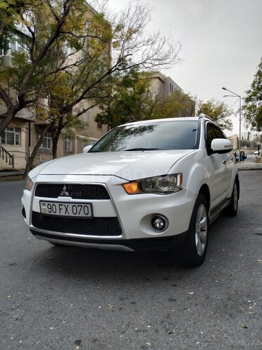 Mitsubishi Outlander 2012, 221,000 km - 3.0 l - Bakı