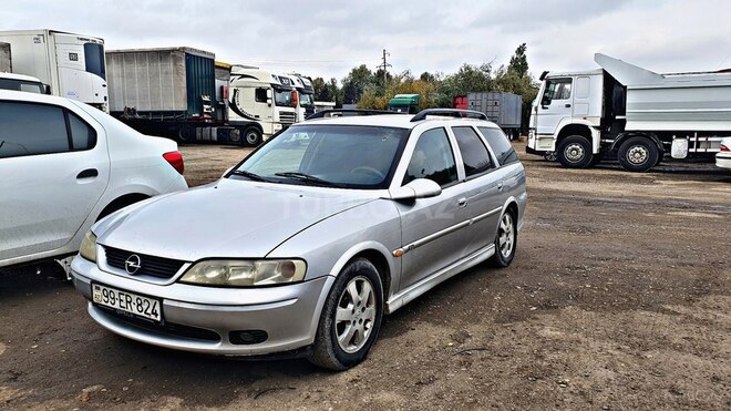 Opel Vectra 2001, 687,000 km - 1.8 л - Bakı