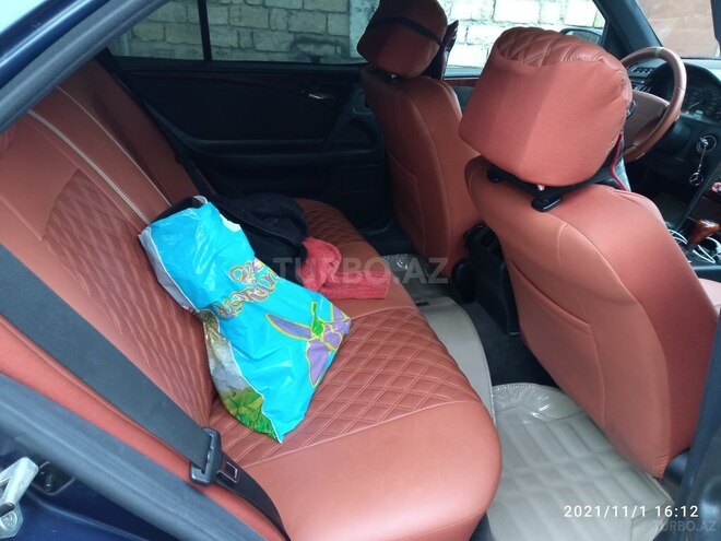 Mercedes E 230 1997, 236,456 km - 2.3 l - Bakı