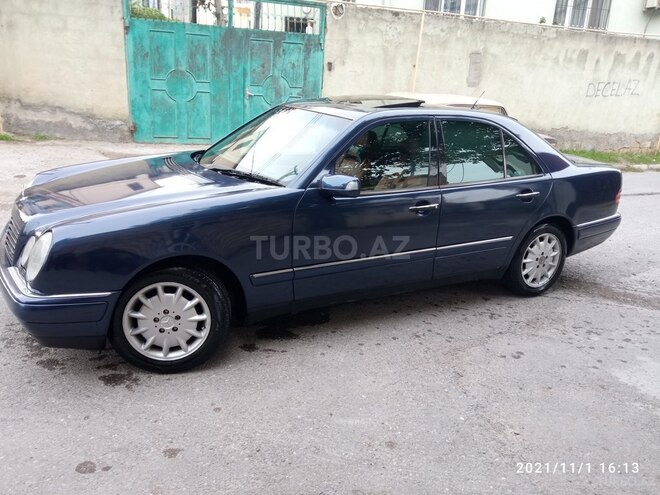 Mercedes E 230 1997, 236,456 km - 2.3 l - Bakı