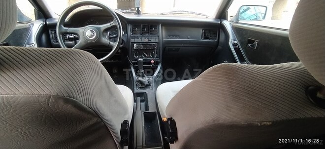 Audi 80 1993, 450,000 km - 2.0 l - Sumqayıt