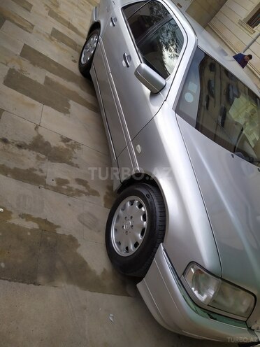 Mercedes C 240 1998, 245,000 km - 2.4 l - Bakı