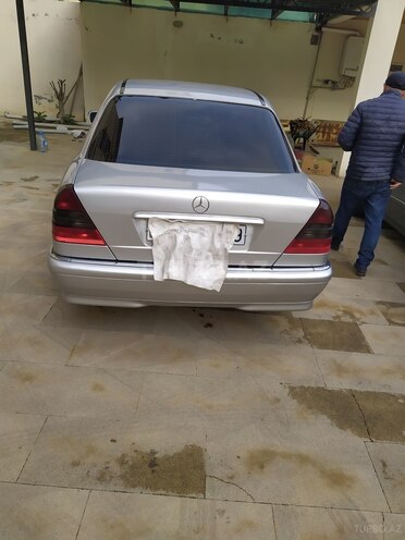 Mercedes C 240 1998, 245,000 km - 2.4 l - Bakı