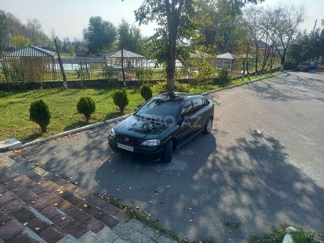 Opel Astra 1998, 341,600 km - 1.8 л - Şəki