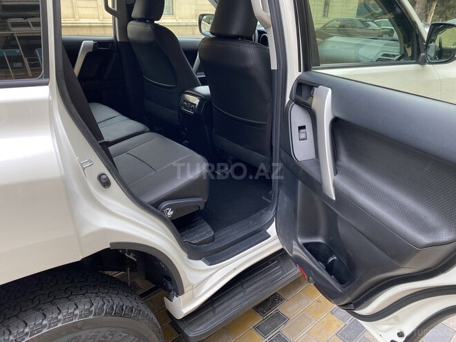 Toyota Prado 2013, 13,900 km - 2.7 l - Bakı