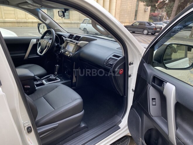 Toyota Prado 2013, 13,900 km - 2.7 l - Bakı