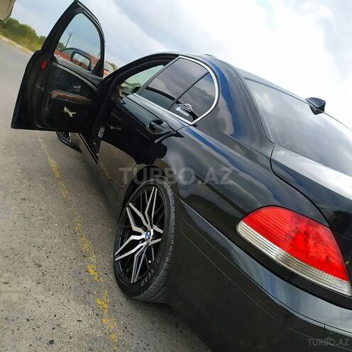 BMW 735 2004, 300,000 km - 3.6 l - Sabirabad