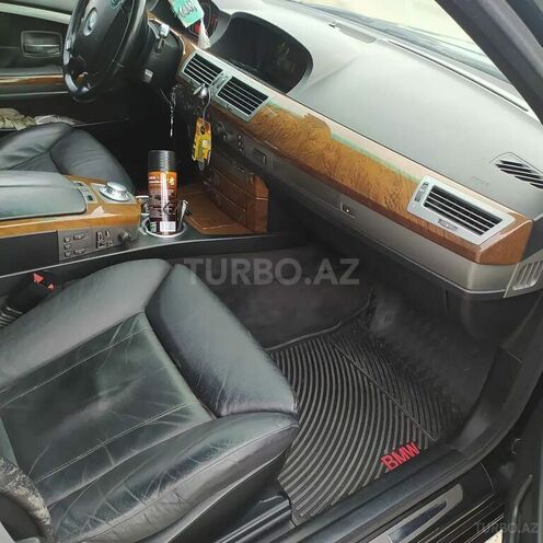 BMW 735 2004, 300,000 km - 3.6 l - Sabirabad