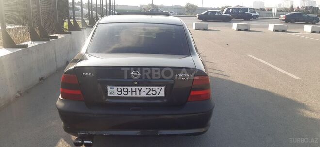 Opel Vectra 1996, 300,000 km - 1.6 l - Bakı