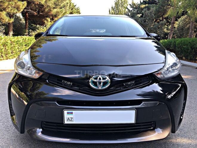 Toyota Prius V 2015, 173,809 km - 1.8 l - Bakı