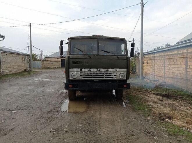 KamAz 55111 1991, 550,196 km - 11.0 l - İsmayıllı