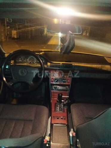 Mercedes E 220 1994, 346,000 km - 2.2 l - Şəki