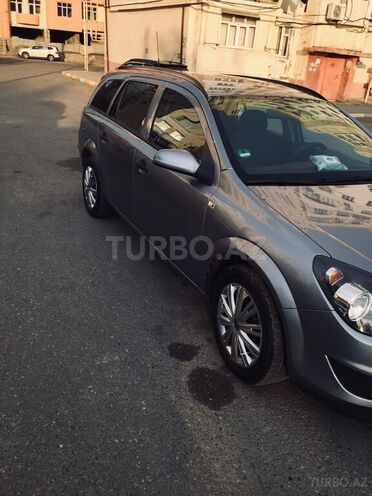 Opel Astra 2009, 161,000 km - 1.4 l - Sumqayıt