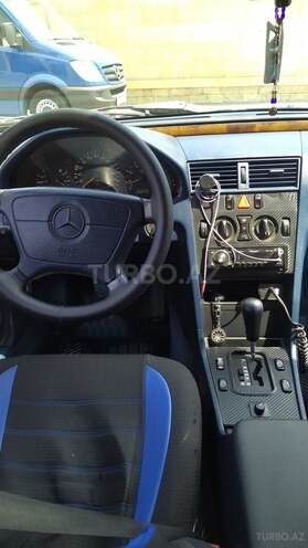 Mercedes C 220 1995, 417,000 km - 2.2 л - Bakı