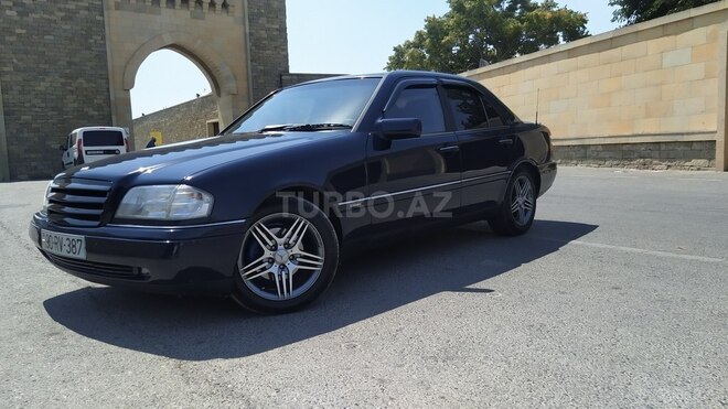 Mercedes C 220 1995, 417,000 km - 2.2 л - Bakı