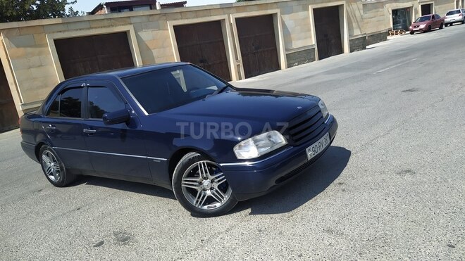Mercedes C 220 1995, 417,000 km - 2.2 л - Bakı