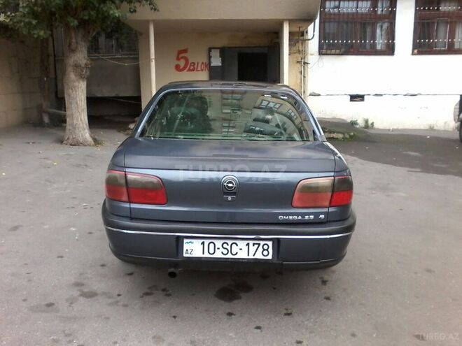 Opel Omega 1996, 253,680 km - 2.5 l - Bakı