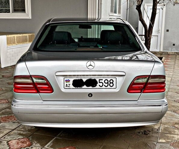Mercedes E 240 2000, 400,000 km - 2.4 l - Bakı