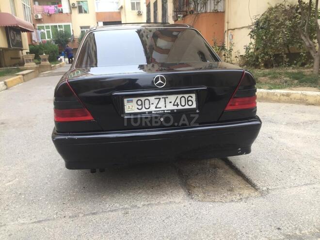Mercedes C 220 1995, 285,085 km - 2.2 l - Bakı