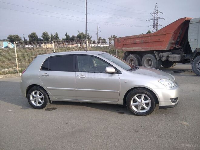 Toyota Corolla 2005, 260,000 km - 1.4 л - Xırdalan
