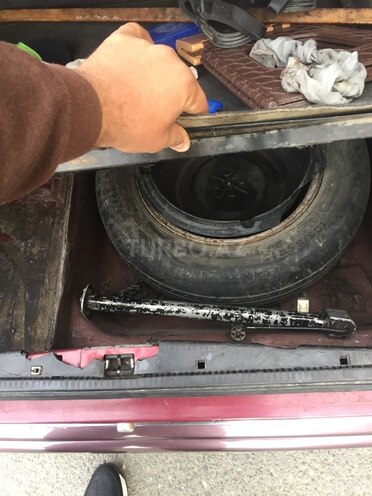 Mercedes E 220 1993, 295,000 km - 2.2 л - Bakı