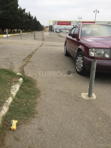 Mercedes E 220 1993, 295,000 km - 2.2 л - Bakı