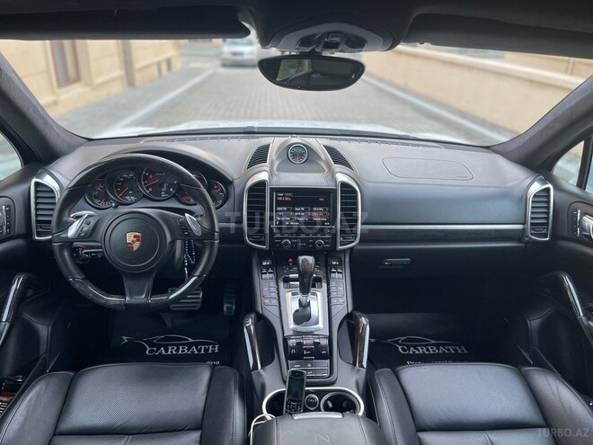 Porsche Cayenne Turbo S 2013, 105,600 km - 4.8 l - Bakı