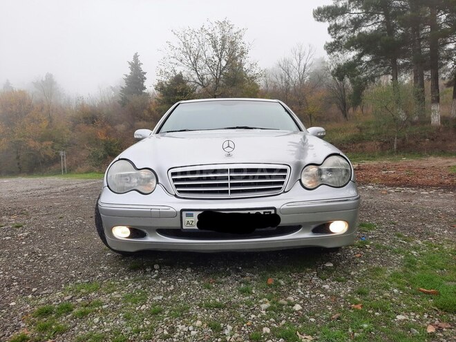 Mercedes C 220 2000, 410,000 km - 2.2 l - Bakı